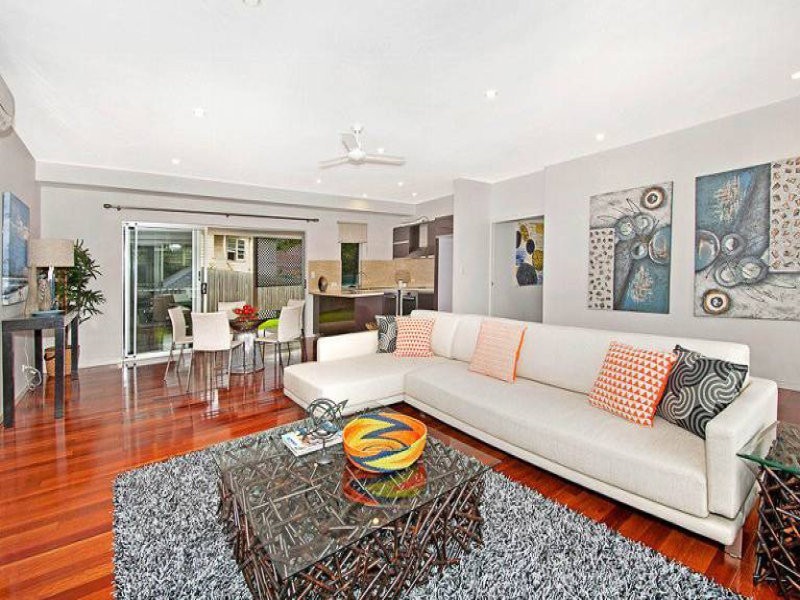 7 Doyle Street, Coorparoo QLD 4151