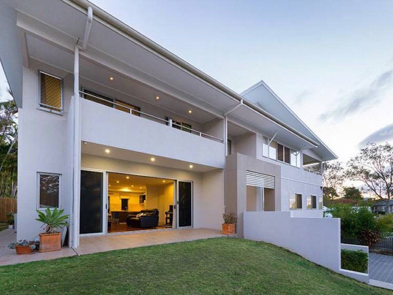 7 Doyle Street, Coorparoo QLD 4151