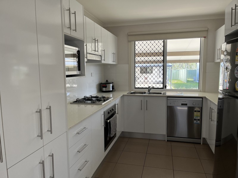 17/5 Atkinson St, Middlemount QLD 4746