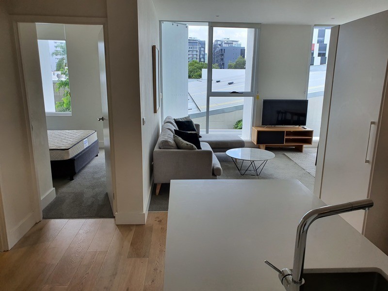 607/8 Bank Street, West End QLD 4101