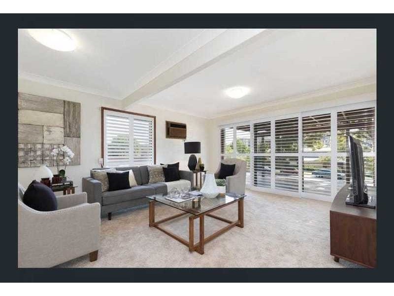 2 Donnington Street, Carindale QLD 4152