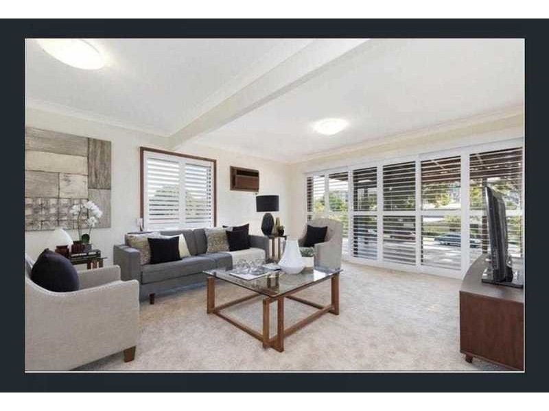 2 Donnington Street, Carindale QLD 4152