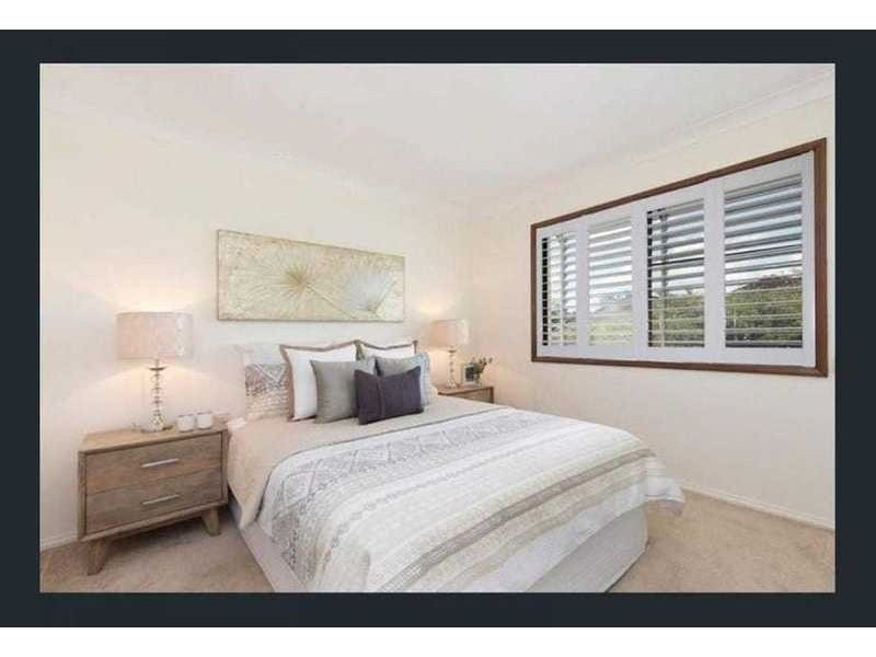 2 Donnington Street, Carindale QLD 4152