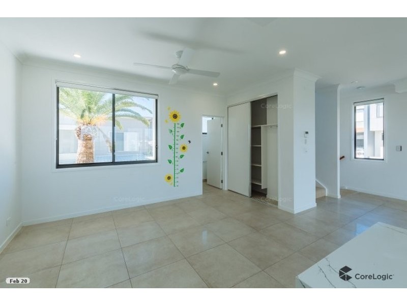 44 Park Cove Blvd, Hope Island QLD 4212