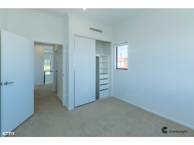 44 Park Cove Blvd, Hope Island QLD 4212