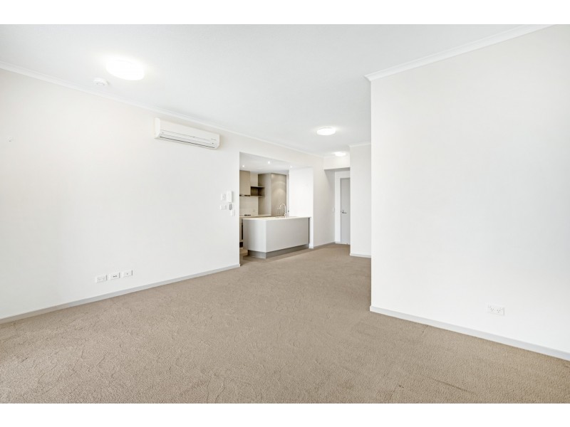 162/129-133 Laver Drive, Robina QLD 4226