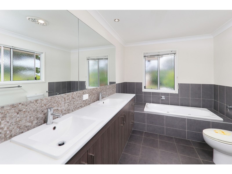 180 Hammersmith Street, Coopers Plains QLD 4108