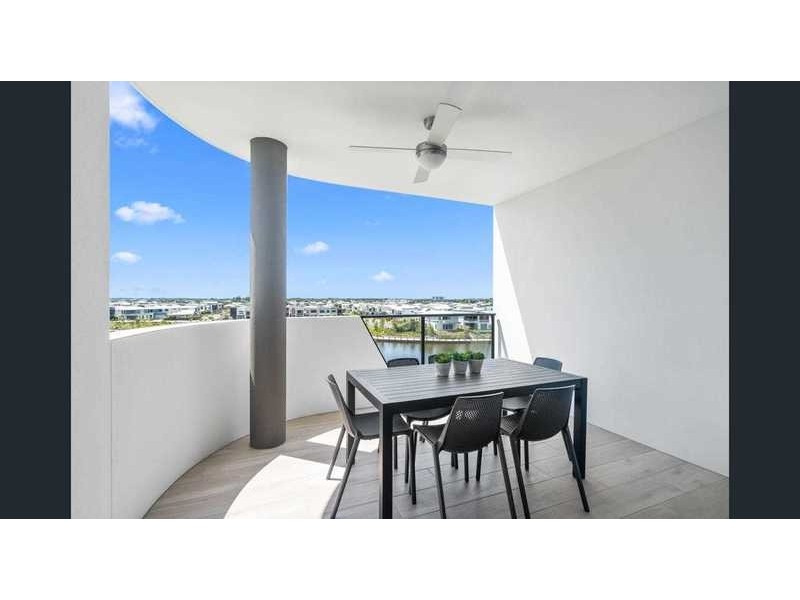 1303/2 Bright Place, Birtinya QLD 4575