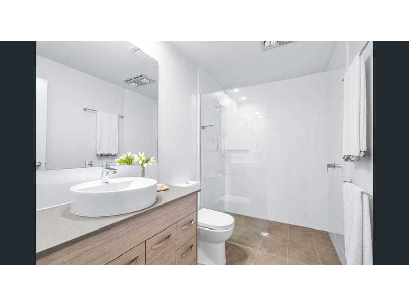 1303/2 Bright Place, Birtinya QLD 4575