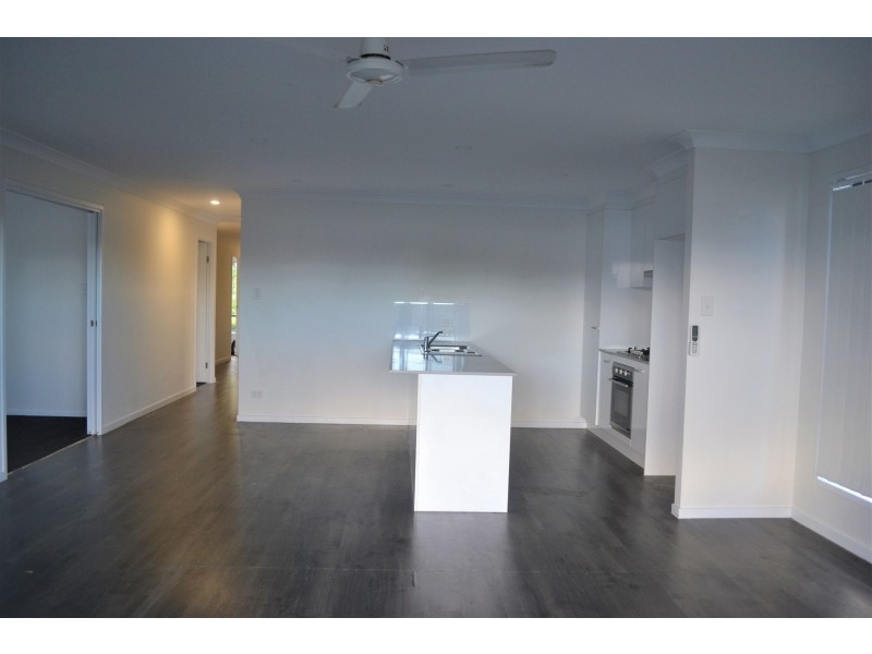 23 Sky Crescent, Pimpama QLD 4209