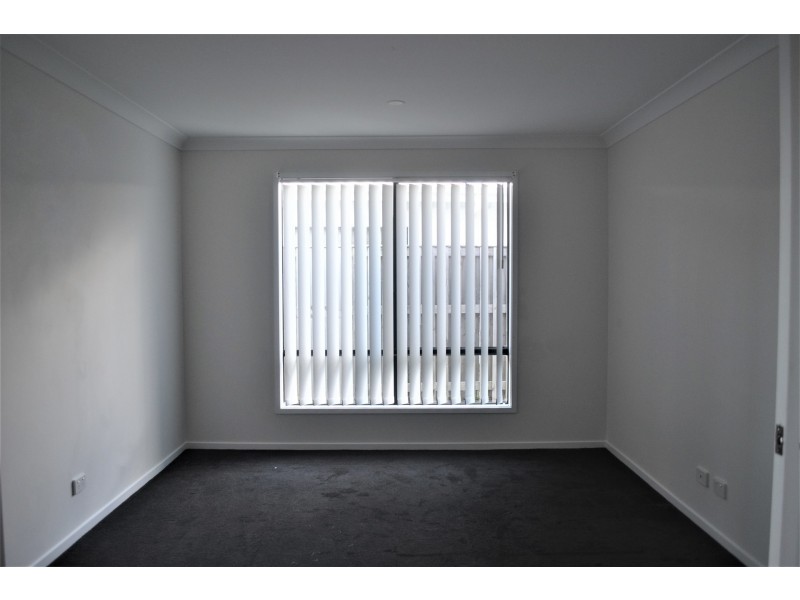 23 Sky Crescent, Pimpama QLD 4209