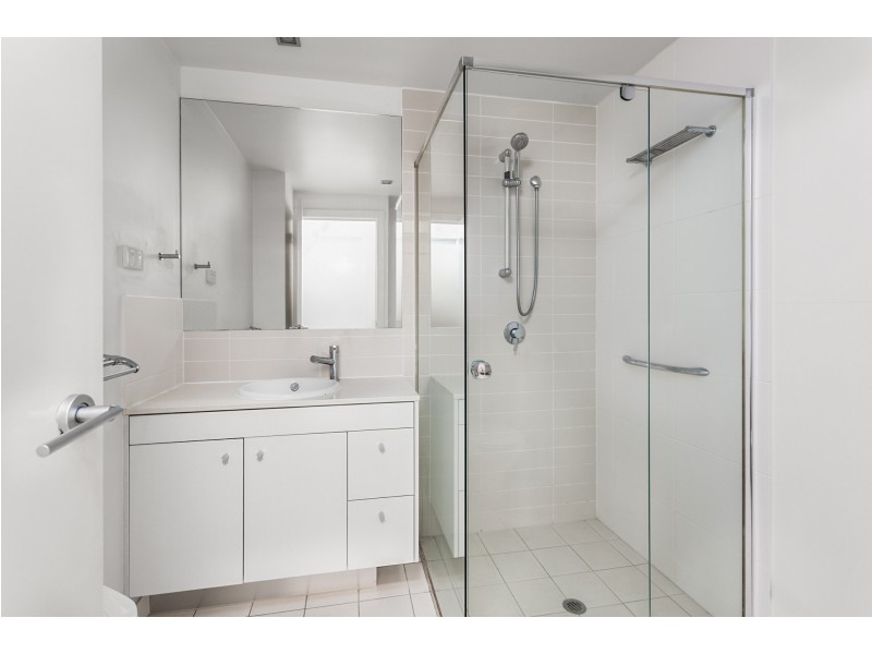 1604/16 Surbiton Court, Carindale QLD 4152