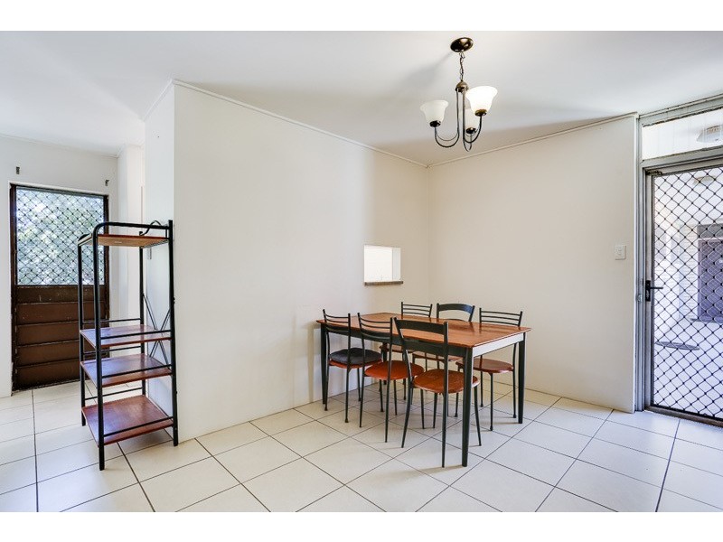 6/222 Sir Fred Schonell Drive, St Lucia QLD 4067