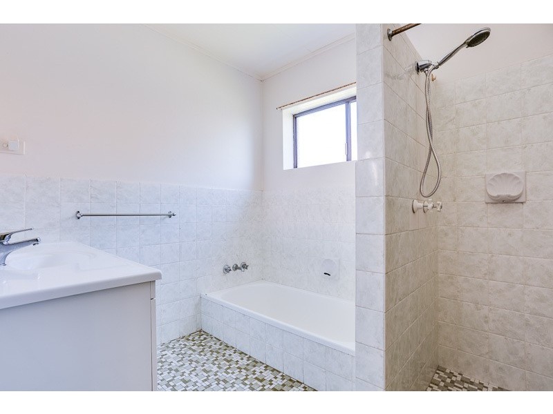6/222 Sir Fred Schonell Drive, St Lucia QLD 4067