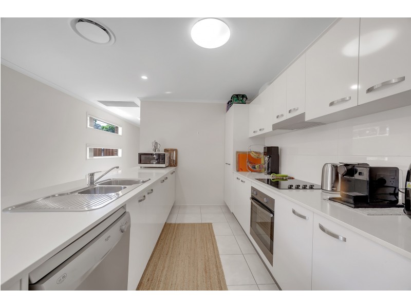 33 Biarra Street, Deagon QLD 4017