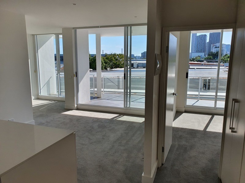 405/8 Bank Street, West End QLD 4101