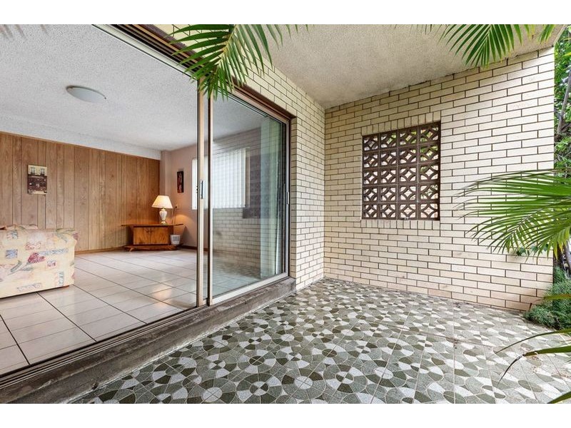 193 Mt Gravatt-Capalaba Road, Wishart QLD 4122