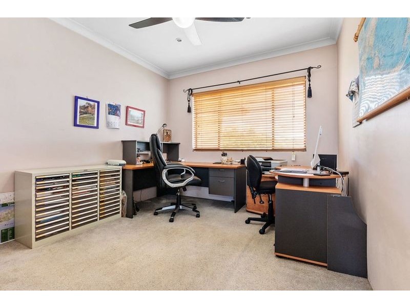 193 Mt Gravatt-Capalaba Road, Wishart QLD 4122