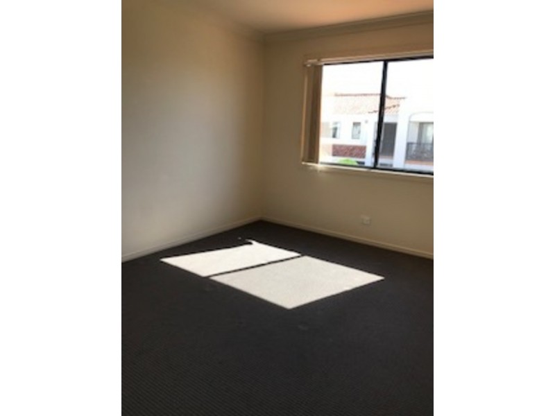 2104/2214 Gold Coast Highway, Mermaid Waters QLD 4218