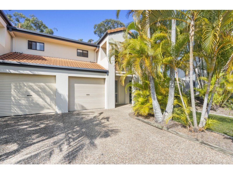 17/19 Harrow Place, Arundel QLD 4214