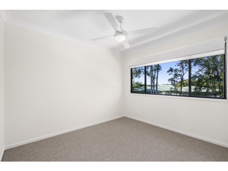 17/19 Harrow Place, Arundel QLD 4214