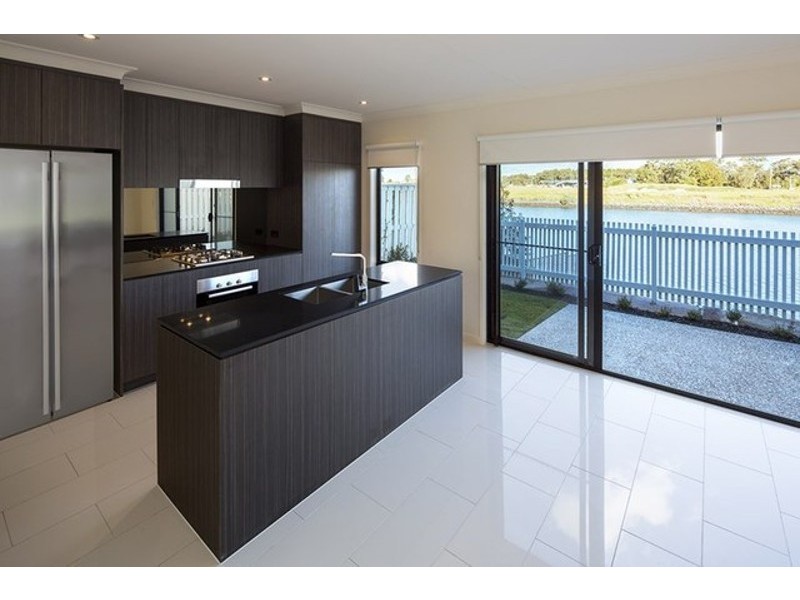 1 Ancora Crescent, Hope Island QLD 4212