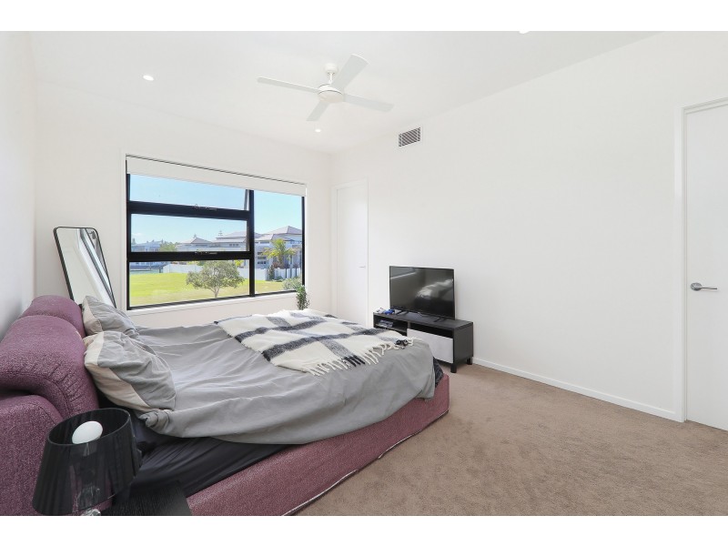 1043 Edgecliff Drive, Sanctuary Cove QLD 4212