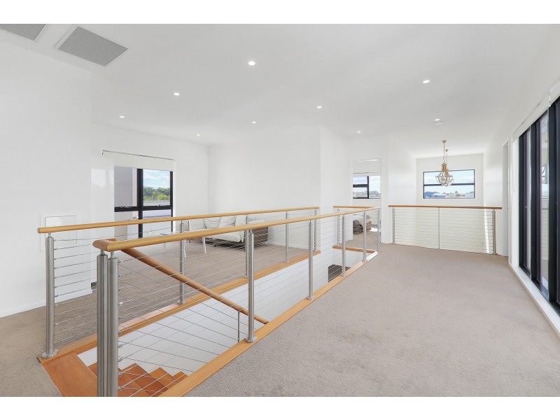 1043 Edgecliff Drive, Sanctuary Cove QLD 4212