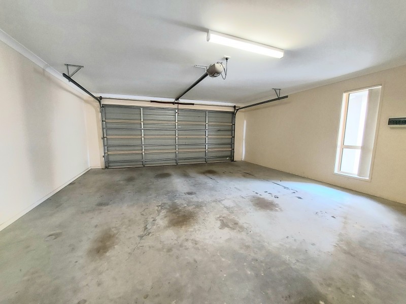 45/2 Weir Drive, Upper Coomera QLD 4209