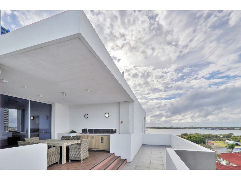 605/8 Norman street, Southport QLD 4215