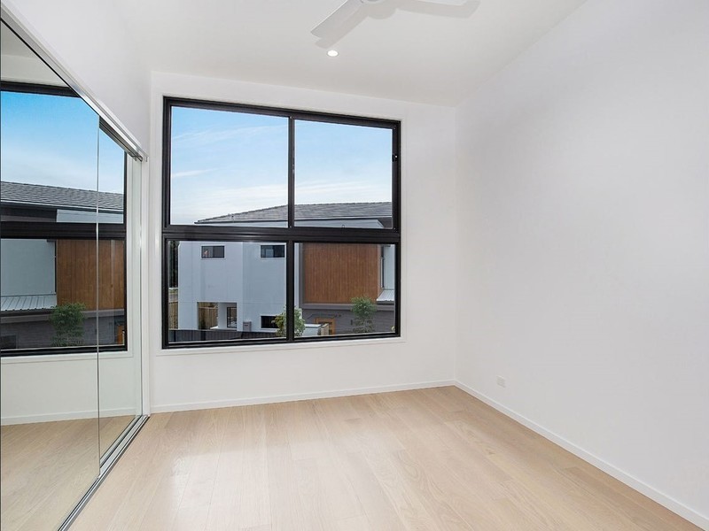 19/72 Palladium Blvd, Hope Island QLD 4212