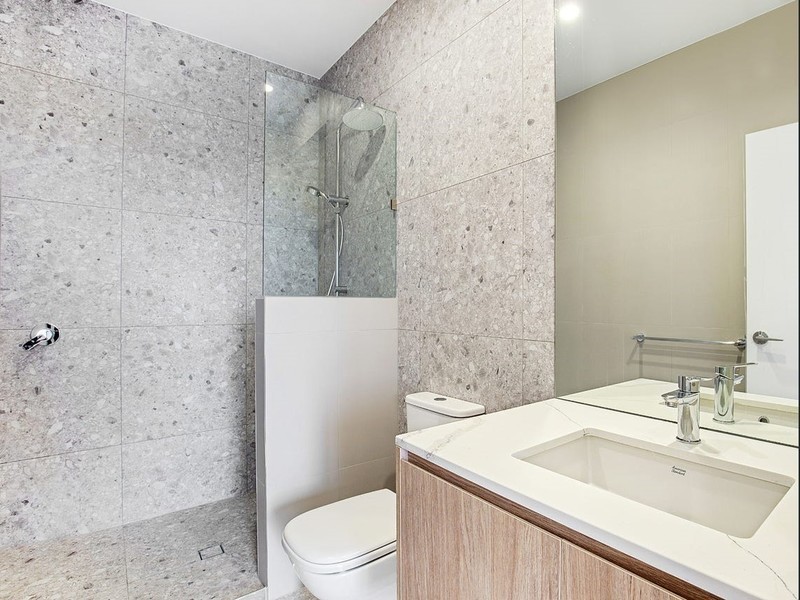 19/72 Palladium Blvd, Hope Island QLD 4212