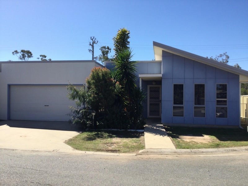 1/73 Centenary Dr Nth, Middlemount QLD 4746