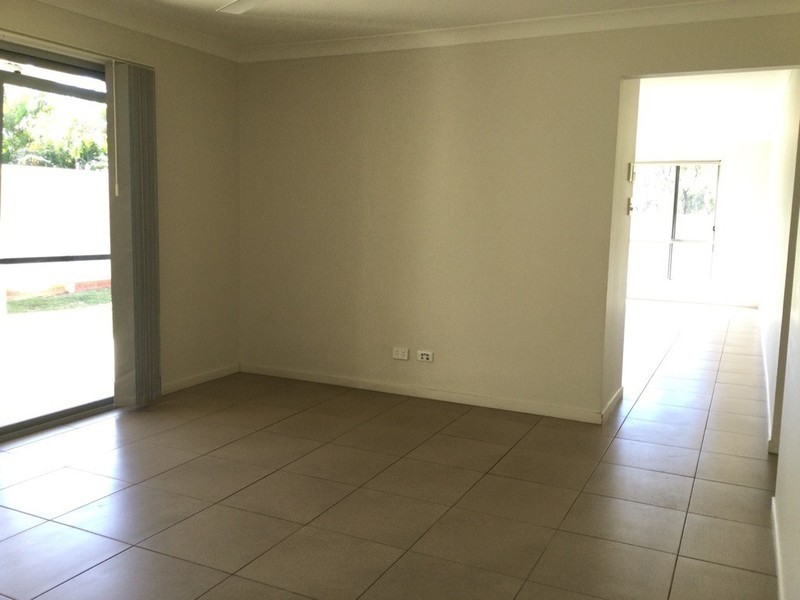 1/73 Centenary Dr Nth, Middlemount QLD 4746