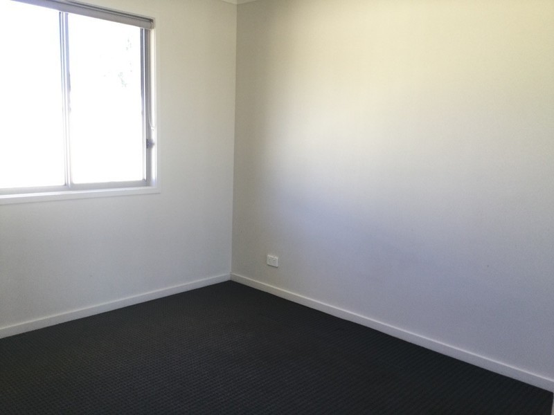 1/73 Centenary Dr Nth, Middlemount QLD 4746