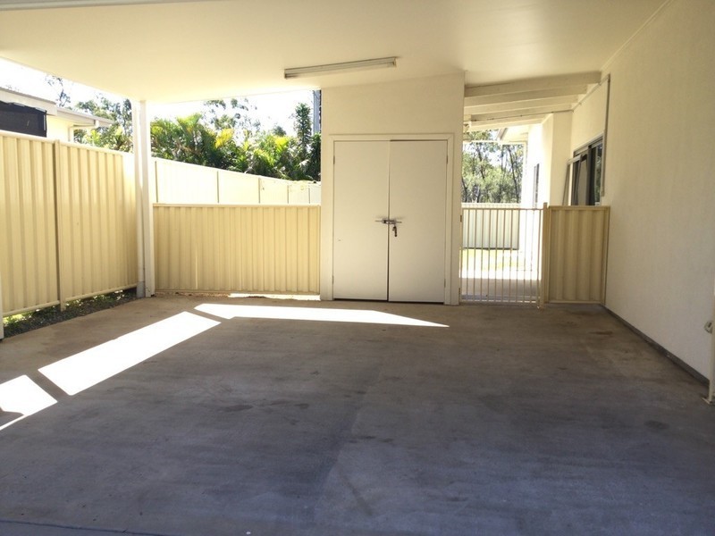 1/73 Centenary Dr Nth, Middlemount QLD 4746