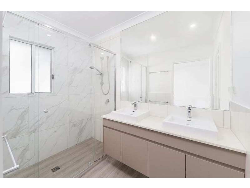21/6 Park Cove Blvd, Hope Island QLD 4212
