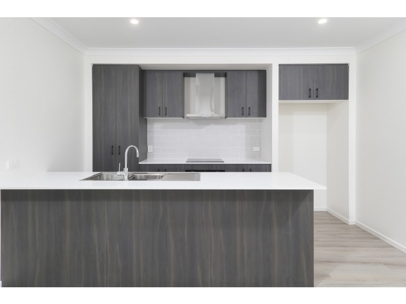 A/6 Chloe Street, Browns Plains QLD 4118