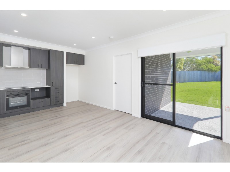 B/6 Chloe Street, Browns Plains QLD 4118