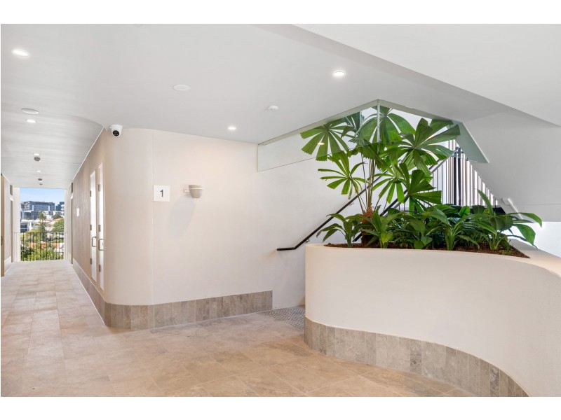 20/10 Amersham, West End QLD 4101