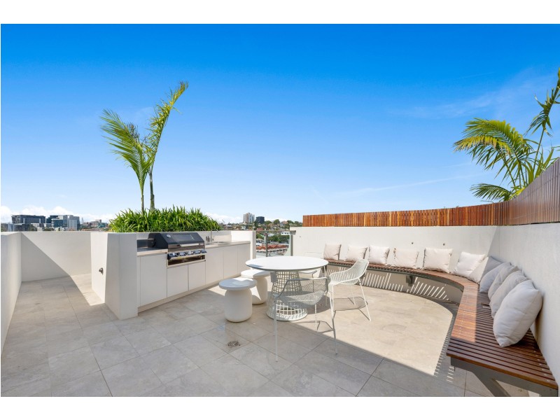 20/10 Amersham, West End QLD 4101