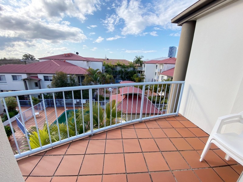 42/16-18 Lloyd Street, Southport QLD 4215