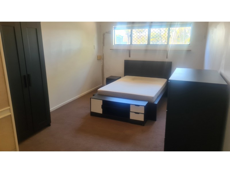 8b/212 Central Street, Labrador QLD 4215