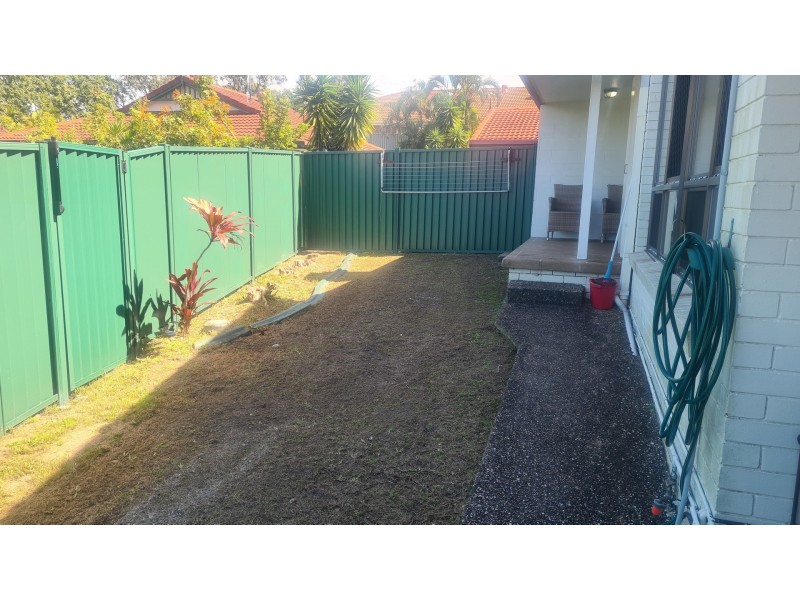 8b/212 Central Street, Labrador QLD 4215
