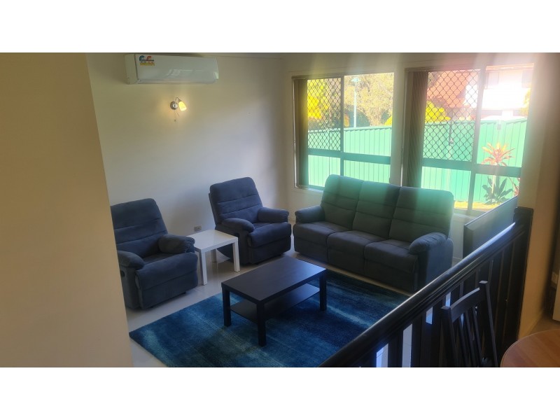 8b/212 Central Street, Labrador QLD 4215