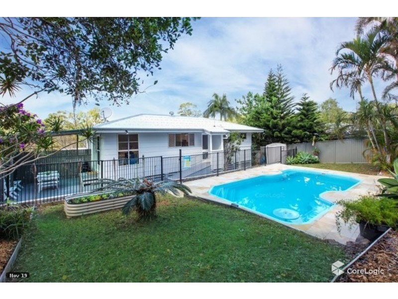 27 Woomera Crescent, Southport QLD 4215