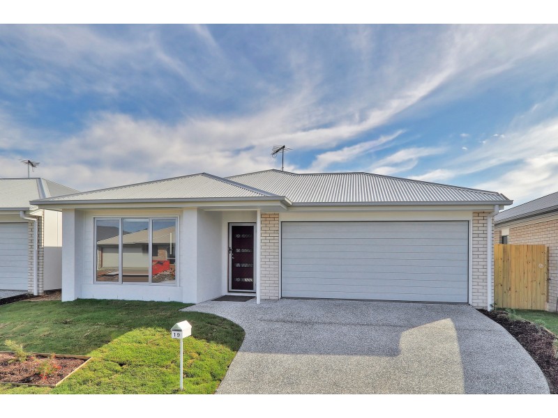 19 Aaron Cct, Browns Plains QLD 4118