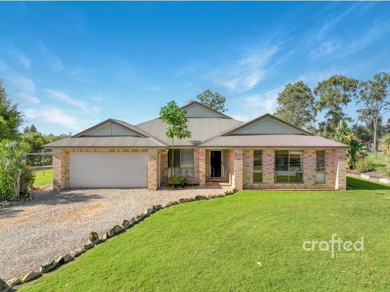14 Border Crescent, New Beith QLD 4124