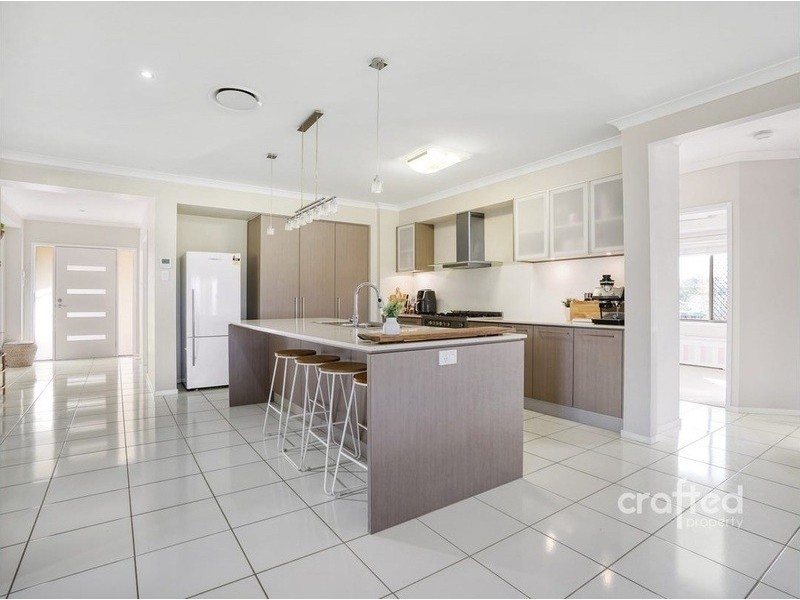14 Border Crescent, New Beith QLD 4124