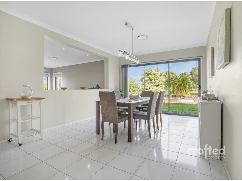 14 Border Crescent, New Beith QLD 4124